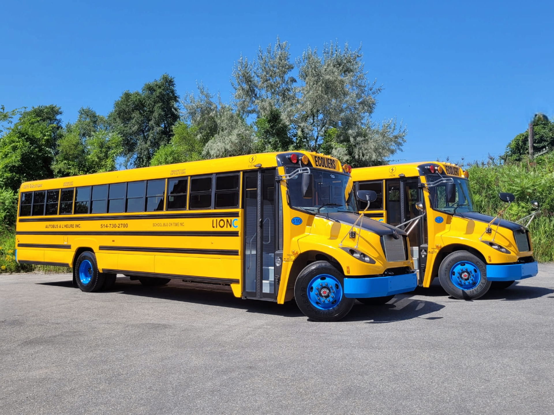 Autobus À L'heure Lion Electric school buses